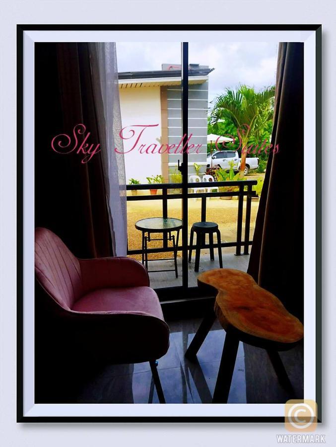 Sky Traveller Suites Panglao Esterno foto