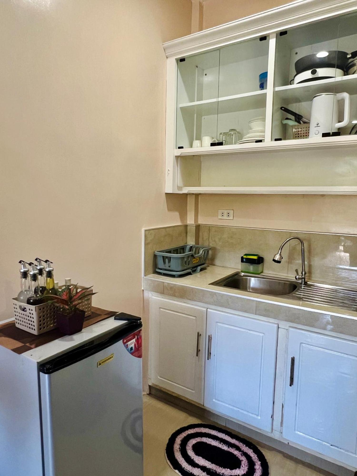 Sky Traveller Suites Panglao Esterno foto