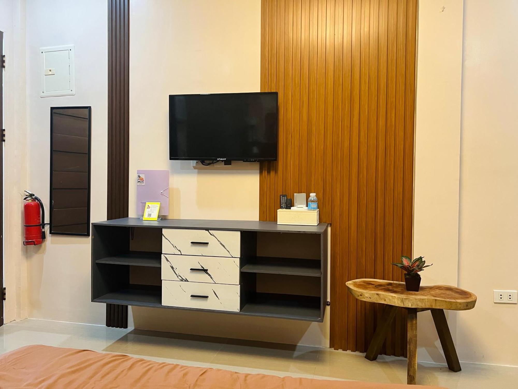 Sky Traveller Suites Panglao Esterno foto